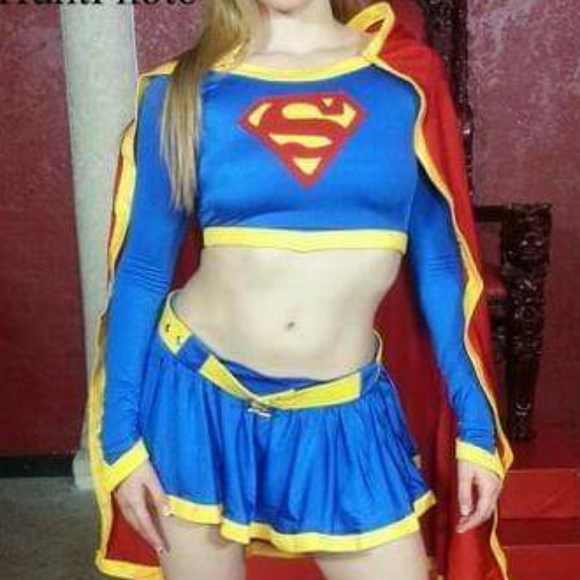 Supergirl 4 piece Modern New Earth Cosplay Costume Womens Size XXS High Quality - Picture 3 of 5